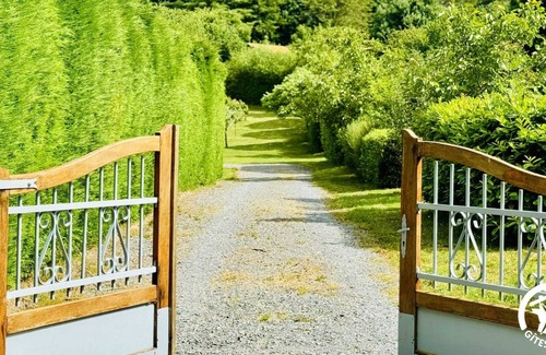 Les Martys House | Gîte le Bouirou - LES MARTYS