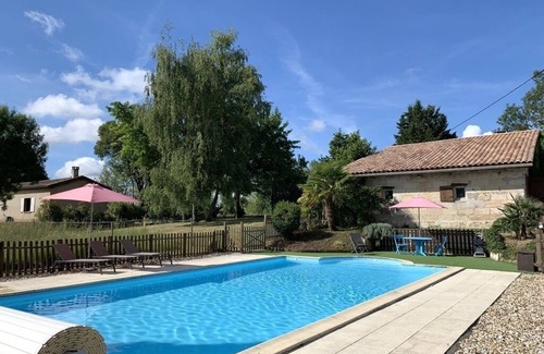 Coutras House | Gîte Nature: Private swimming-pool-Air-conditioning-Games-Horses-5hectares-Haras