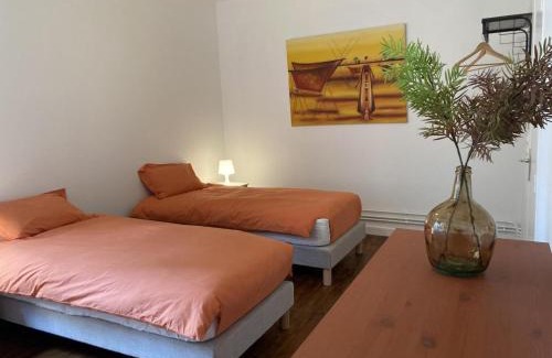 Moulins Apartment | Gîte paisible au cœur de Moulins, idéal pour 4 personnes - FR-1-489-570