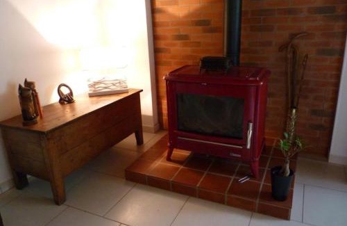 Avermes House | Gîte rénové à Moulins avec piscine partagée - FR-1-489-324