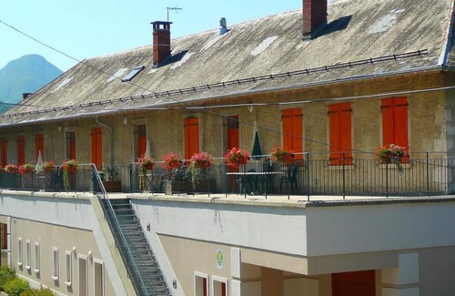Thoiry House | Gîte - THOIRY - Gîte