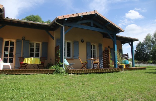 Eauze Apartment | Gîte Vanille 2 Pers - Piscine, Nature & Confort - Au Petit Bernerot