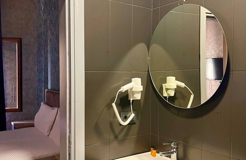 Bagcilar Hotel | Günesli Airport Suite Hotel
