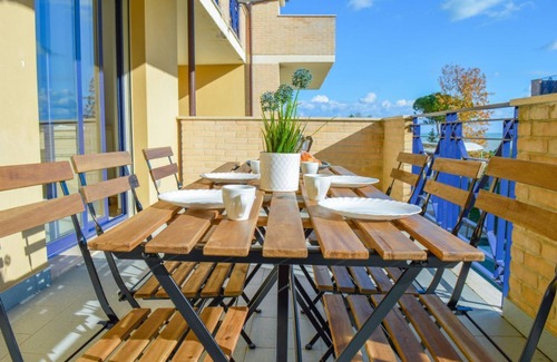 Foggetta Apartment | G.Bay D15 - First floor apartment with balcony and pool view