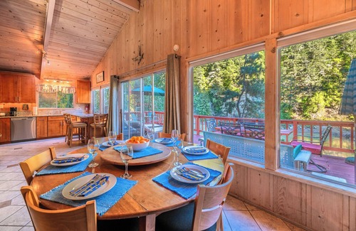 Sebastopol House | G's RiverView~Easygoing Cabin Getaway w/River views Near Golf WiFi/Open Space
