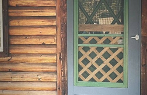 Le Roy Cabin | Gabriel`s Cabin in the Woods