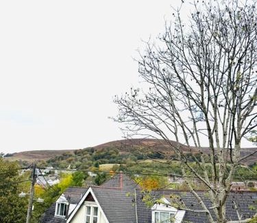 Abertillery House | Gaen - Ty Seren