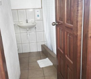 Puerto Ayora Hotel | Galapagos Verde Azul