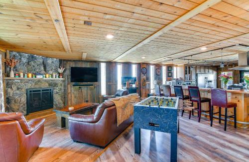 Stateline Apartment | Game Room, Mtn Views! Unit 1 Mi to Heavenly Resort