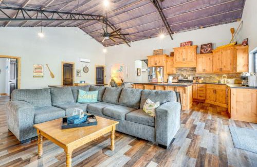Garfield House | Games and Fire Pit Waterfront Beaver Lake Home!