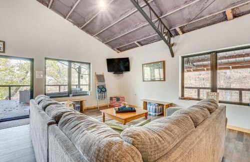 Garfield House | Games and Fire Pit Waterfront Beaver Lake Home!