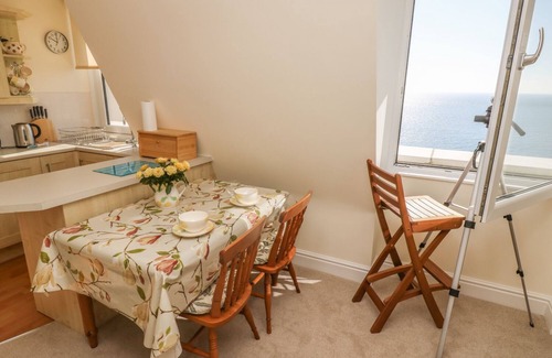 Coverack Cottage | Gannet Watch