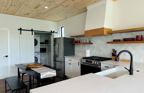 Elgin House | Garbo's Goodnight, a luxurious experience combined with the cozy comfort of home