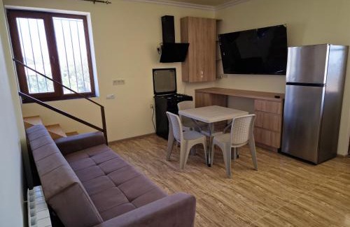 Yerevan Apartment | Garden House Apartments