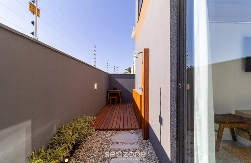Lagoa Pequena Apartment | Garden Studio Campeche in Floripa Hal103