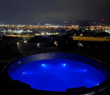 Cluj-Napoca Apartment | Garsonierǎ la curte cu ciubǎr