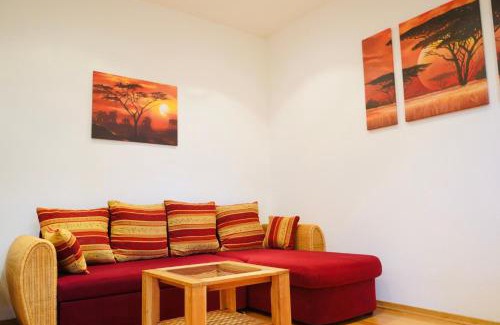 Stadtmitte Apartment | Gartenblick Apartment-Terrasse-Parkplatz- Waschmaschine-Garten