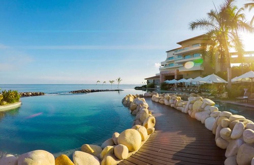 Puerto Vallarta Hotel | Garza Blanca Preserve Resort & Spa