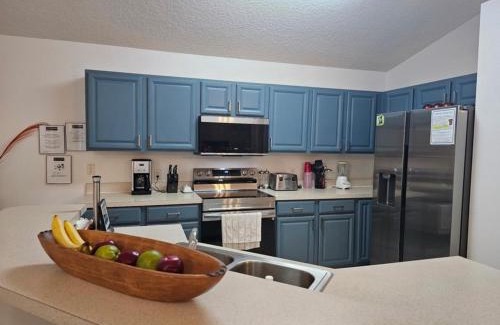 Highgate Park Villa | Gated 4 bed with Pool and Spa close to Disney villa