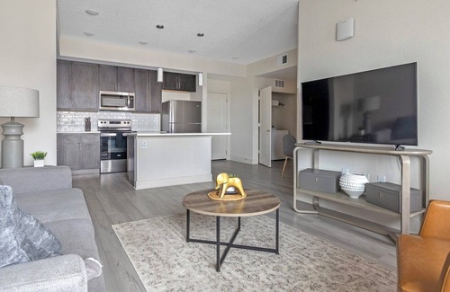 Palmetto Apartment | GatewayCommons 1BD 2