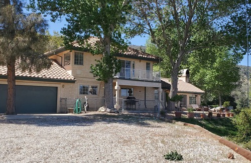 Lake Hughes House | Gather your party for an escape with amazing views, situated on 100+ acres.