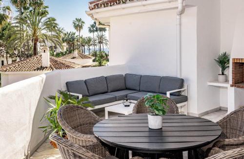 Marbella Apartment | GBH - Casa Golden beach by Roomservices