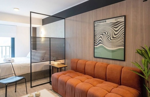 Leuro Apartment | geko| Blur Loft 1BR next to Hilton Hotel