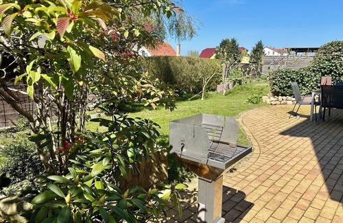 Thiessow Apartment | Gemütliche Parterrewohnung "seeschwalbe" im Ostseebad Thiessow