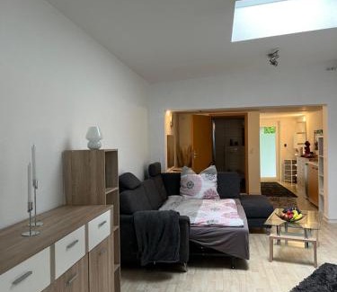 Dortmund Apartment | Gemütliches, barrierefreies Apartment in Dortmund-Brackel, Ruhige Lage, nur 5 Minuten zum Flughafen Dortmund