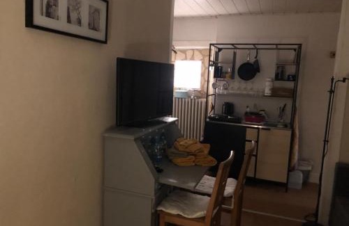 Krempe House | Gemütliches Zimmer - bahnhofsnah, ruhig & nahe Hamburg