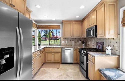 Rancho Mirage Villa | Gem of the Desert!nStunning Sunrise Country Club Condo in Rancho Mirage.