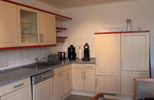 Kroepelin Apartment | Gemuetliche Wohnung in Kroepelin mit Terrasse