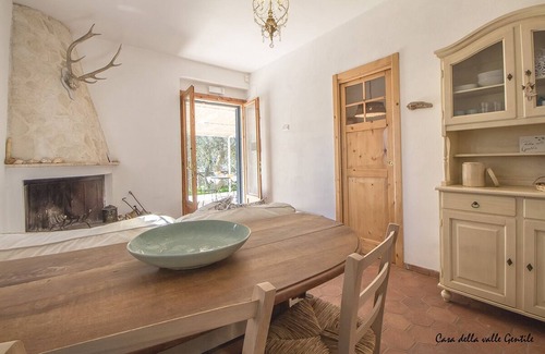 Mattinata House | Gentle Valley House No. 1