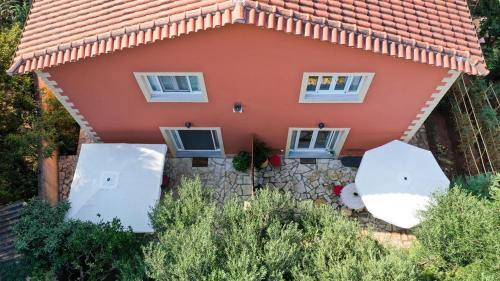 Ipsos Apartment | George's Sweet n' Cozy Maisonette in Ipsos Corfu