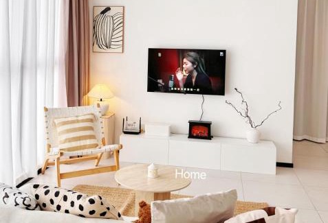 George Town Apartment | Georgetown Seaview & Cityview Childroom Infinity pool with Carpark