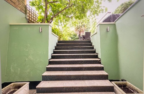 St. Johns Wood House | Georgian House in heart of St Johns Wood and Little Venice with large garden