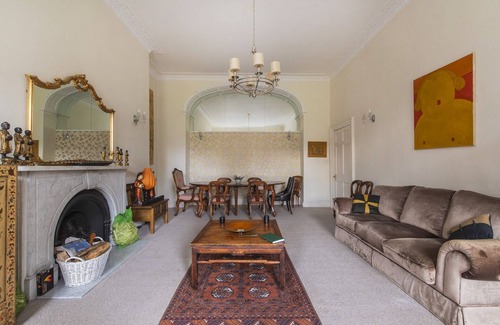 Bath House | Georgian Mansion Central Bath Grade II listed