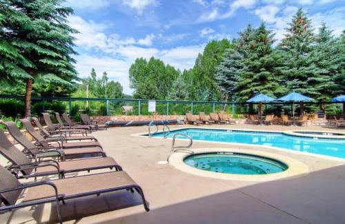 Avon Resort | GetAways at Falcon Point Resort