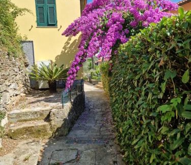 Chiavari Apartment | Giardino panoramico sul mare, un angolo di liguria