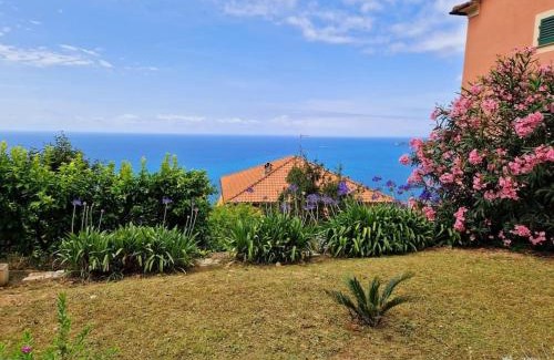 Chiavari Apartment | Giardino panoramico sul mare, un angolo di liguria