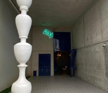 Hospital Apartment | GINOs DUSHI SECRET FOR 8 PEOPLE