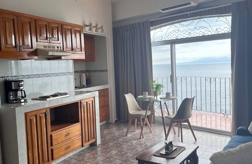 Los Ramblases Condo | Girasol Sur Ocean Front Studio