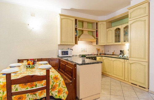 Corrido House | Girasole by Interhome