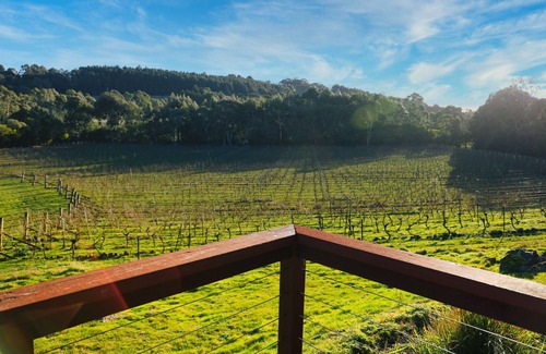 Gisborne Cottage | Gisborne Peak Winery - Cottages - Vineyard Stay Macedon Ranges