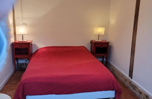 Marcigny-sous-Thil Other | Gite 15 pers. former abbey farmhouse, animals live on site