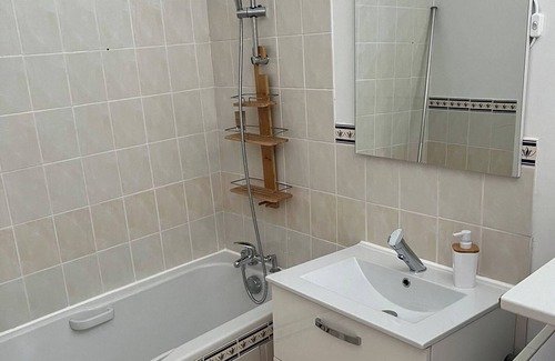 Palluau-sur-Indre House | Gite 9 persons near BEAUVAL Zoo, Châteaux de la Loire, Pellevoisin