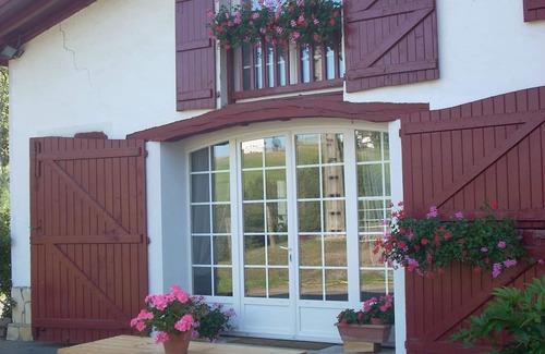 Urcuray Apartment | GITE AT THE FARM IN BASQUE COUNTRY