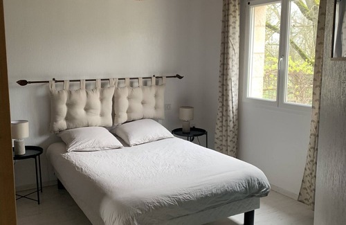 Taix House | Gite au Calme à 15 min D'albi, 7 Personnes. Idéal Groupes Randonneurs/Motards