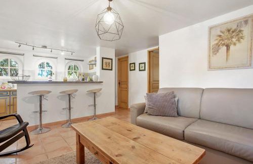 Le Val House | Gite Aux Écuries du Mas di Gau