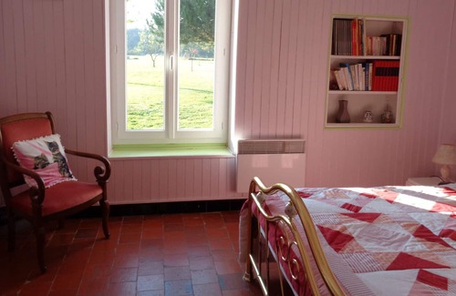 Courcy-aux-Loges Cottage | Gite Courcy-aux-Loges, 2 bedrooms, 5 persons